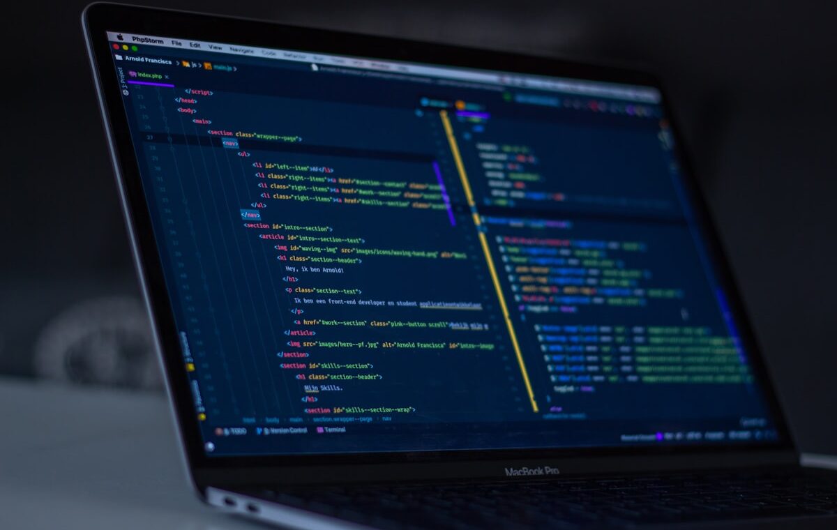 Tela de desenvolvimento de sistema web